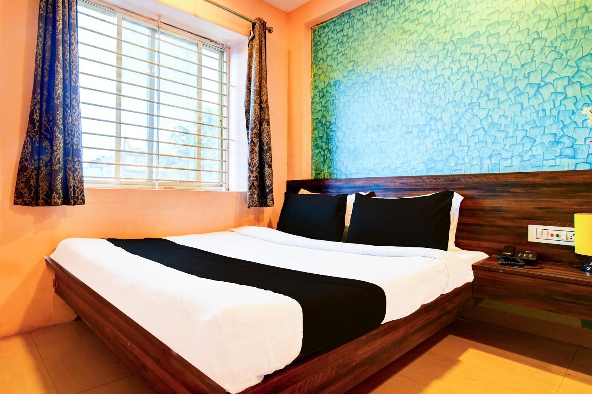 Hotel O Svl Inn Indaur Kültér fotó